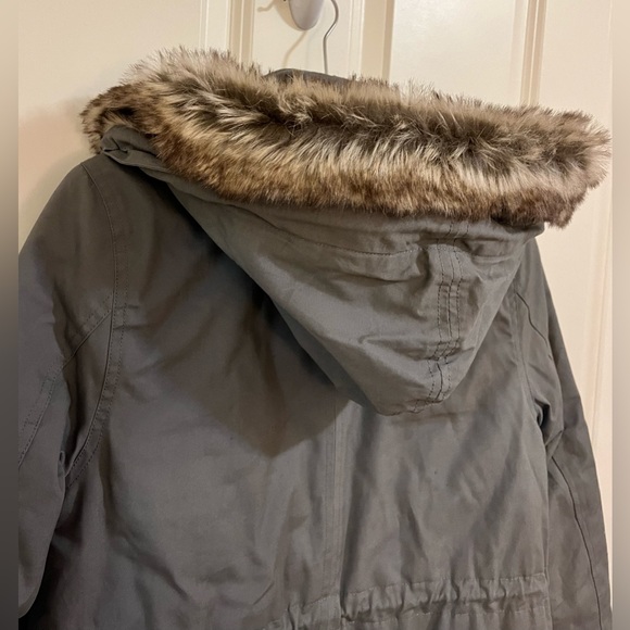The Normal Brand Fur Hooded Parka Women’s Size Small - Picture 10 of 10